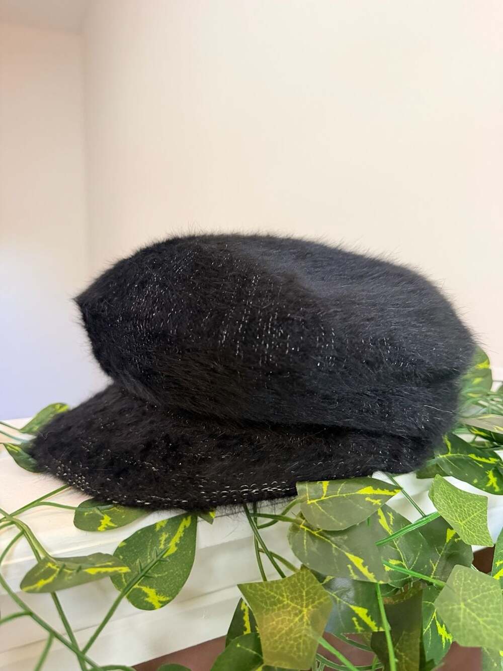 Nine West Black Fuzzy Sparkly Beret Hat - Picture 2 of 10